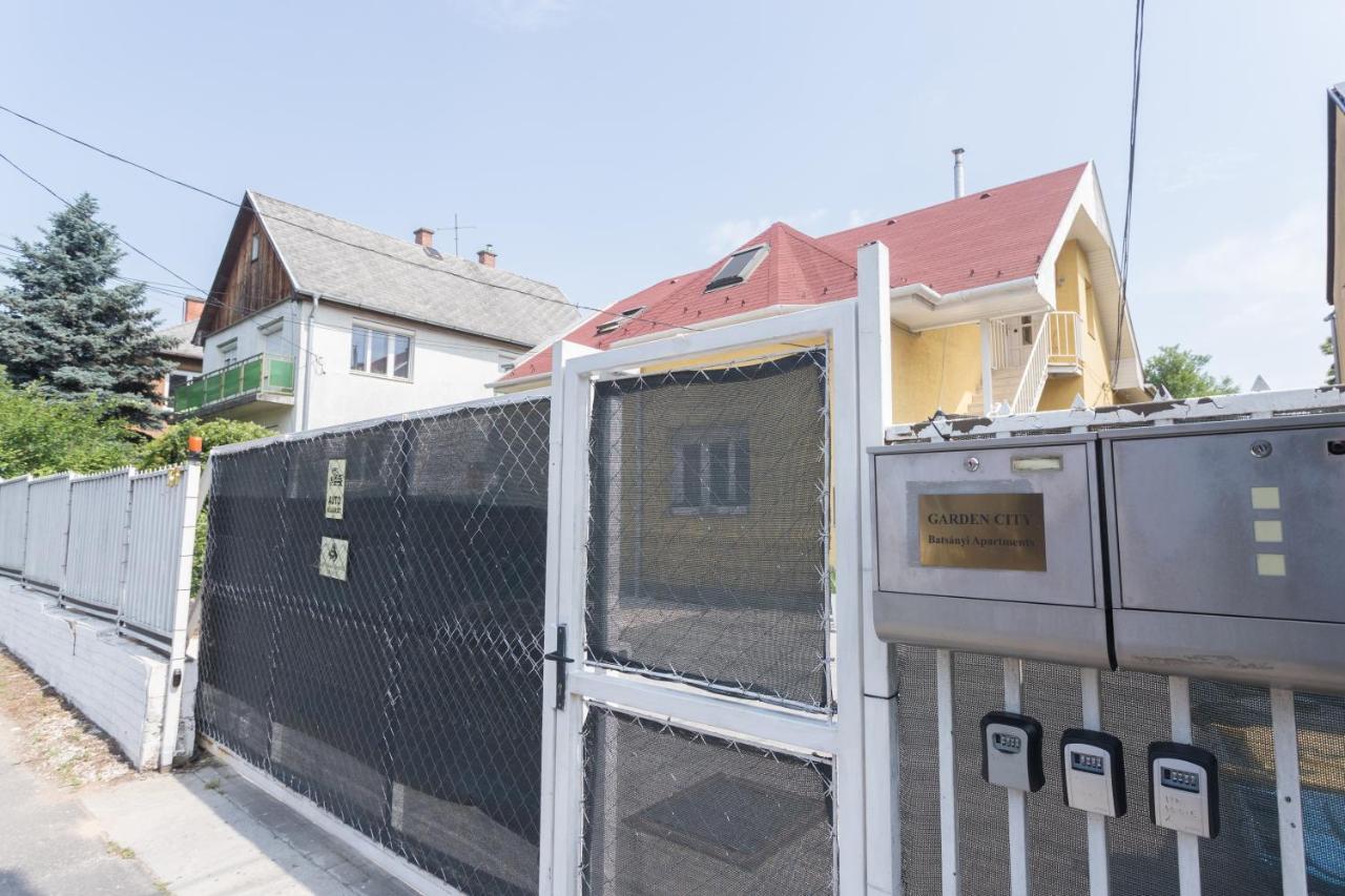 Hi-Bp Garden City Batsanyi Apartment 3 Rooms, Apartment Upstairs Near The City Train With Free Parking Будапешт Екстер'єр фото