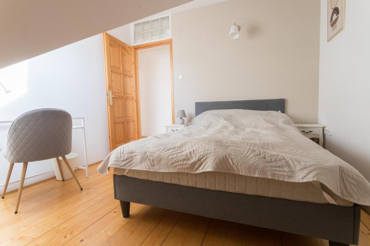 Hi-Bp Garden City Batsanyi Apartment 3 Rooms, Apartment Upstairs Near The City Train With Free Parking Будапешт Екстер'єр фото